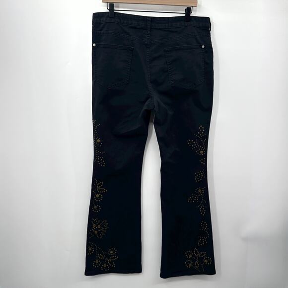 Anthropologie Pilcro The Icon Flare Jeans Studded in Black Brass Size 33 Tall - Picture 4 of 13